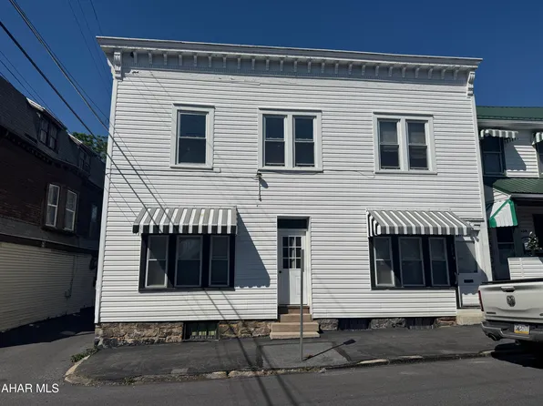 308 4th St, Altoona, PA 16602