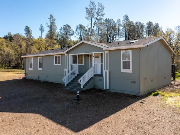 14275 Holiday Way, Bella Vista, CA 96008