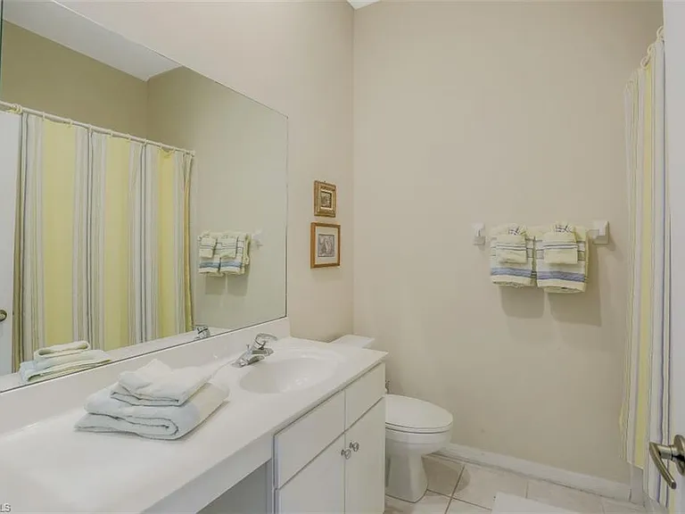 1818 Leamington Ln — Photo 18