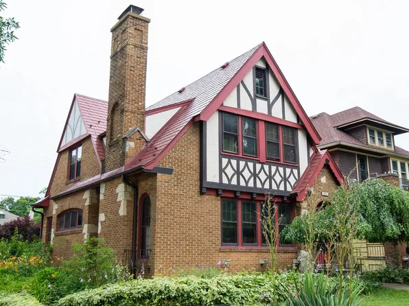 2976 North 44th STREET, Milwaukee, WI 53210