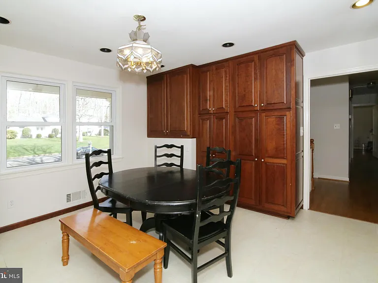 8947 Colesbury Pl — Photo 8