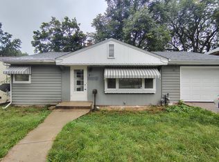 2021 24th St, Rockford, IL 61108