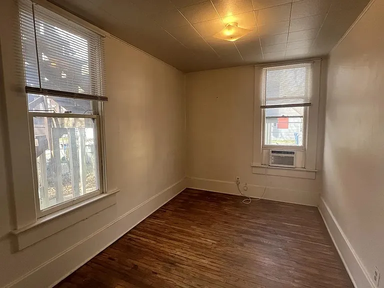 314 E Warm Springs Ave #2 — Photo 8