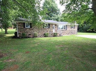 23 Sunset Dr, Manchester, TN 37355