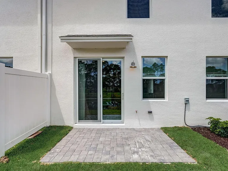 5728 SE Edgewater Cir — Photo 33