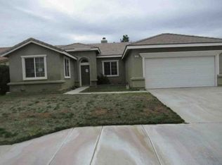 6304 Starview Dr, Lancaster, CA 93536