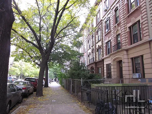 Rented by Highline Residential | media 39