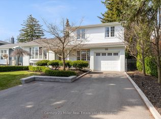 194 Solingate Dr, Oakville, ON L6L 3T1