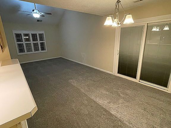 5th image of 713 Brisa Ct