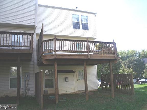 3rd image of 13647 Palmetto Cir #4