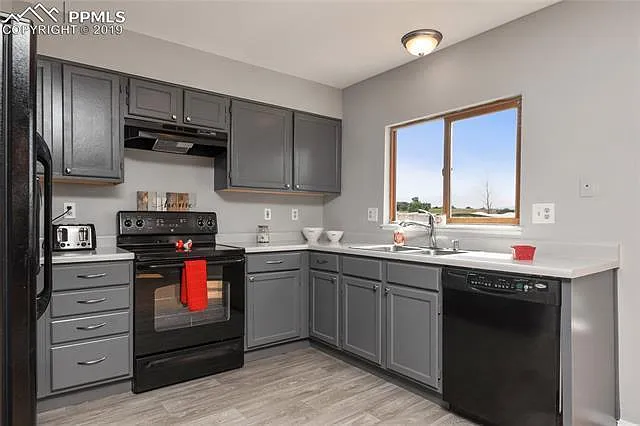 5616 Corinth Dr — Photo 6