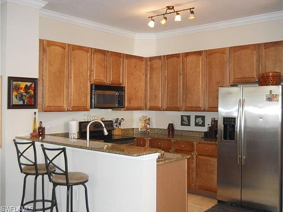 5th image of 980 Peggy Cir APT 501