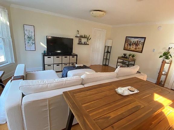 4th image of 58 Phila St APT 3