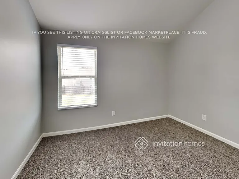 1377 Worcester Trl — Photo 14