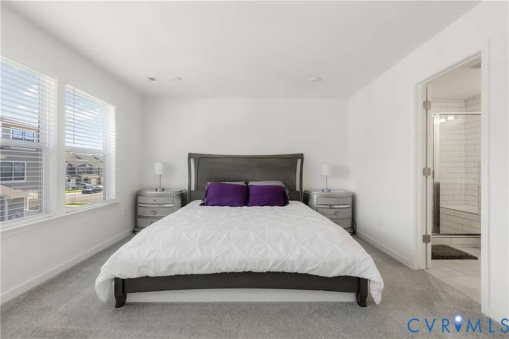 3 bed, 2.5 bath, 1441 sqft, $2,500 — Photo 4