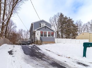 8 Putnam St, Springfield, MA 01109