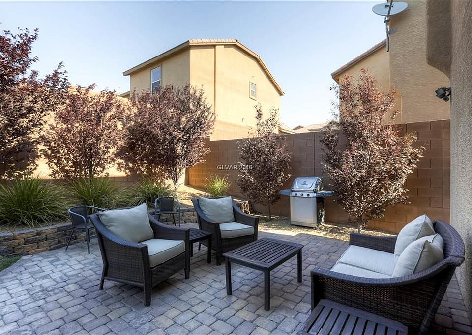 2nd image of 3829 Aspen Cove St