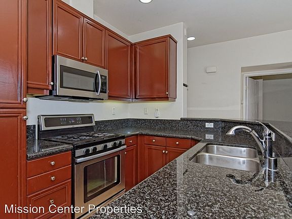 5th image of 1426 Caminito Garibay Unit 1
