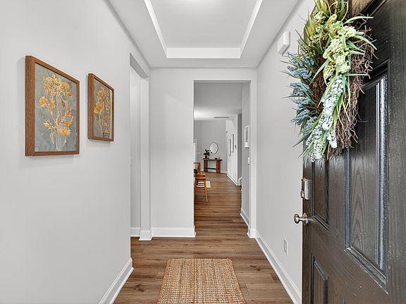 4th image of 1024 Heartstone Way