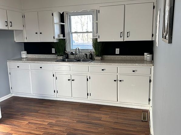 2522 Finley Ridge Rd