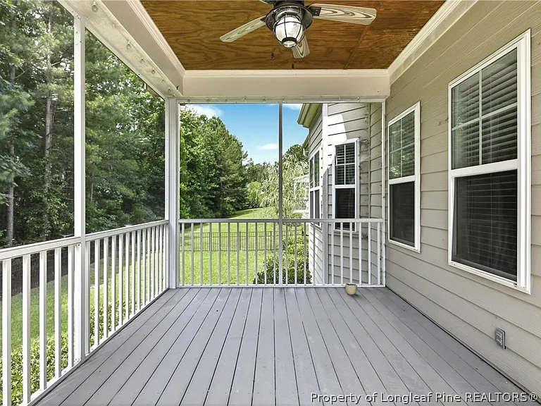 138 Valley Pines Cir — Photo 32
