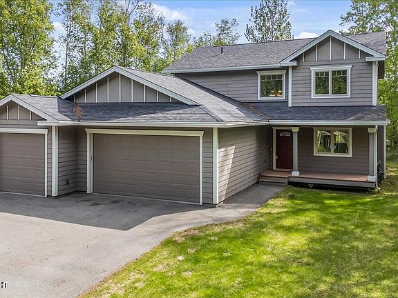 3rd image of 2775 N Lagoon Dr