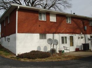 901R NE 68th Ter, Gladstone, MO 64118