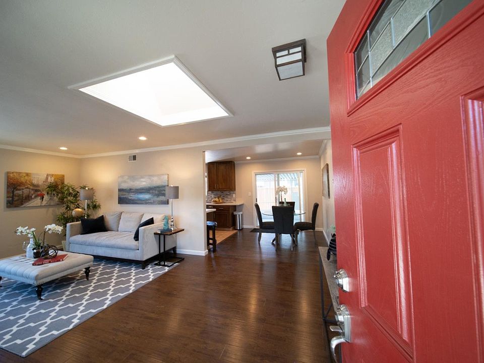1st image of 937 Toyon Ave