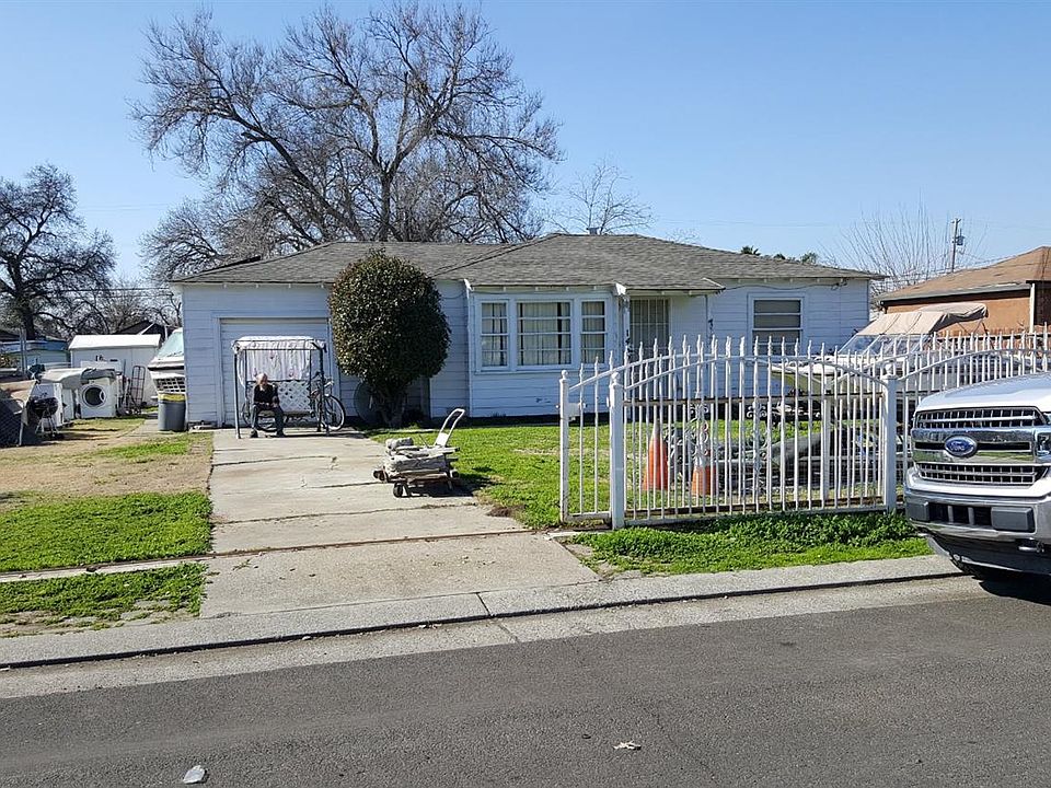 2nd image of 1469 N Newport Ave