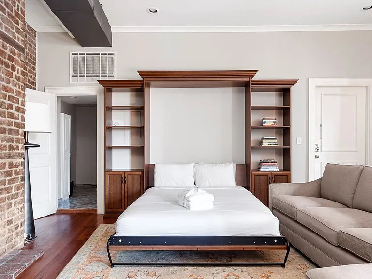 184 E Bay St #201 — Photo 18
