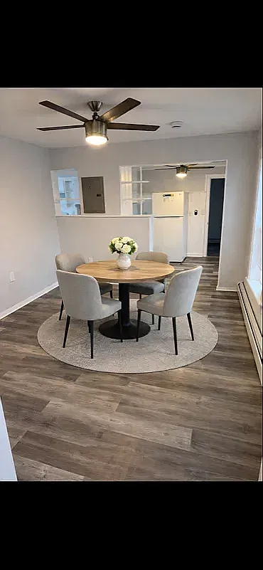 2 bed, 1600 sqft, $2,200 — Photo 3