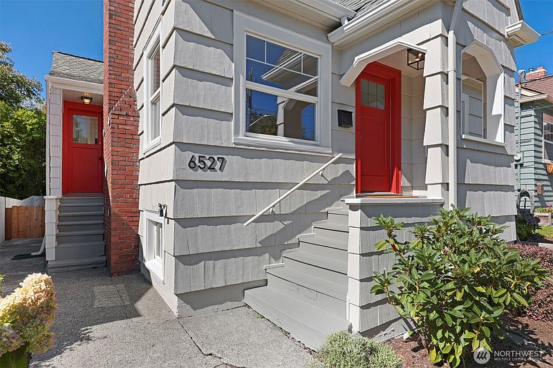 2nd image of 6527 12th Avenue NW