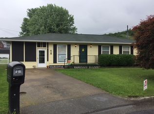 418 Brentwood Dr, Covington, VA 24426