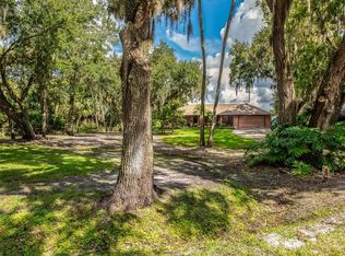 2404 Fort Lane Rd, Geneva, FL 32732