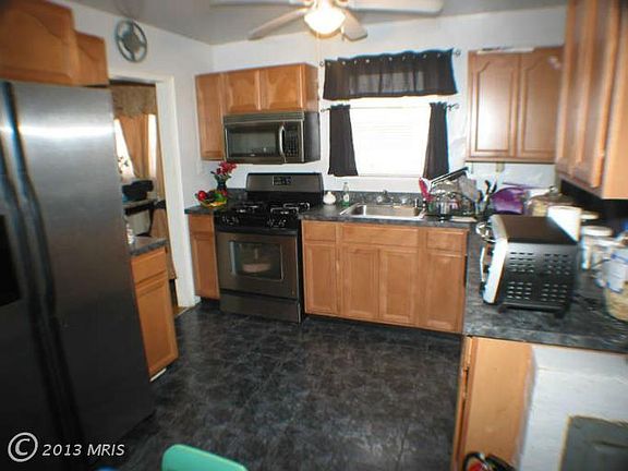 3rd image of 7005 Gateway Blvd