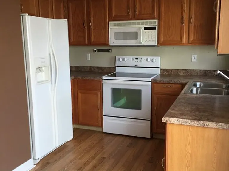 8197 Charlotte Way Ave — Photo 16
