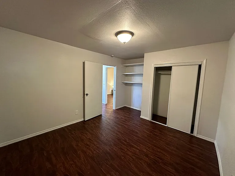 1619 Nolan St #B — Photo 15