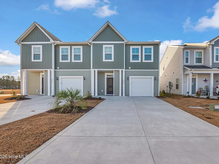 246 Arnette Dr #B — Photo 1