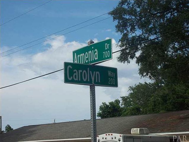 1st image of 225 Carolyn Way