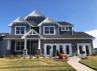 4785 Stable View Dr, Woodbury, MN 55129