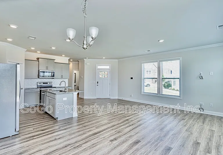 412 Yellow Fox Rd #1 — Photo 4