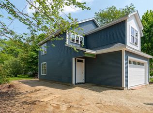 61 Rocks Rd, Seabrook, NH 03874