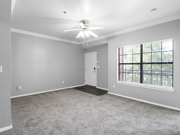 Living Room Highland Pointe of Maumelle