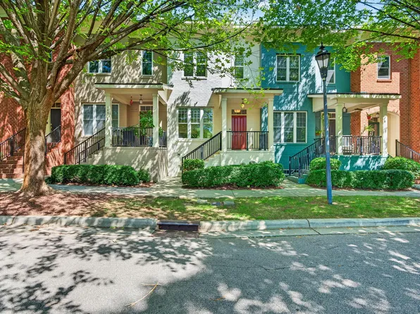 142 Finsbury St, Durham, NC 27703