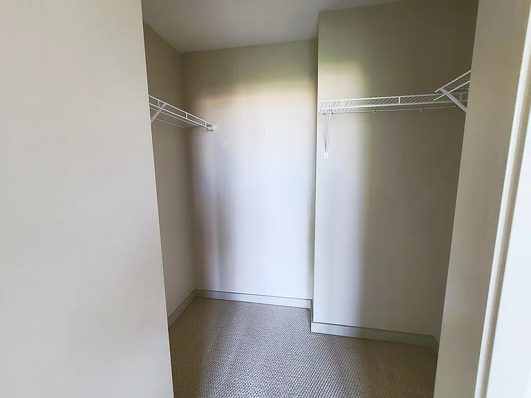 1100 106th Ave NE #710 — Photo 31