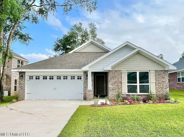 14038 Oak Arbor Dr, Gulfport, MS 39503