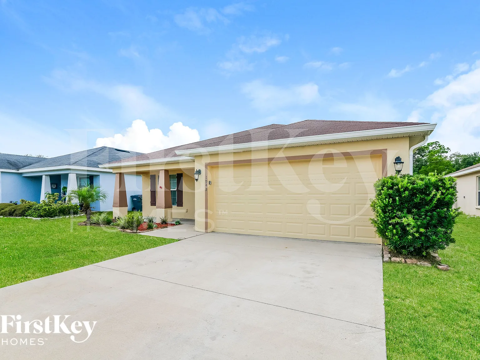 4 bed, 2.0 bath, 1774 sqft, $2,225 — Photo 2