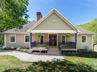 36 Snowshoe Dr, Asheville, NC 28803