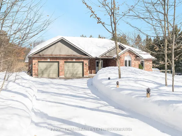 1973 Vespra Valley Rd, Springwater, ON L9X 1A6