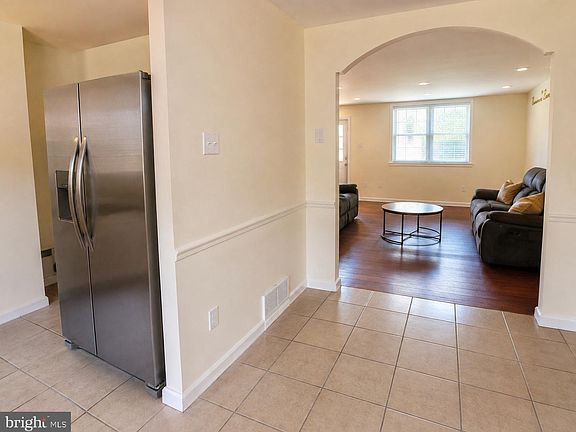 5th image of 6032 Frontenac St